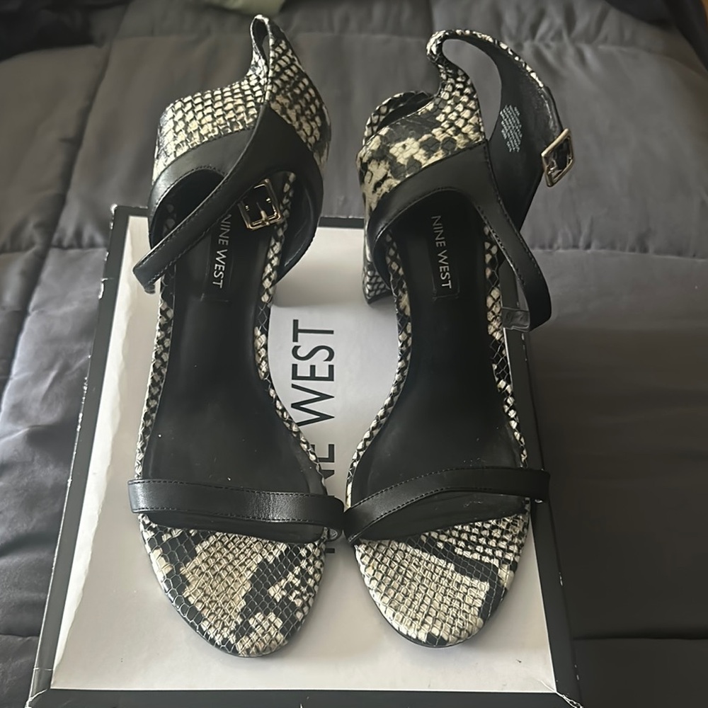 Nine West Black and White Heels with Snakeskin Print
